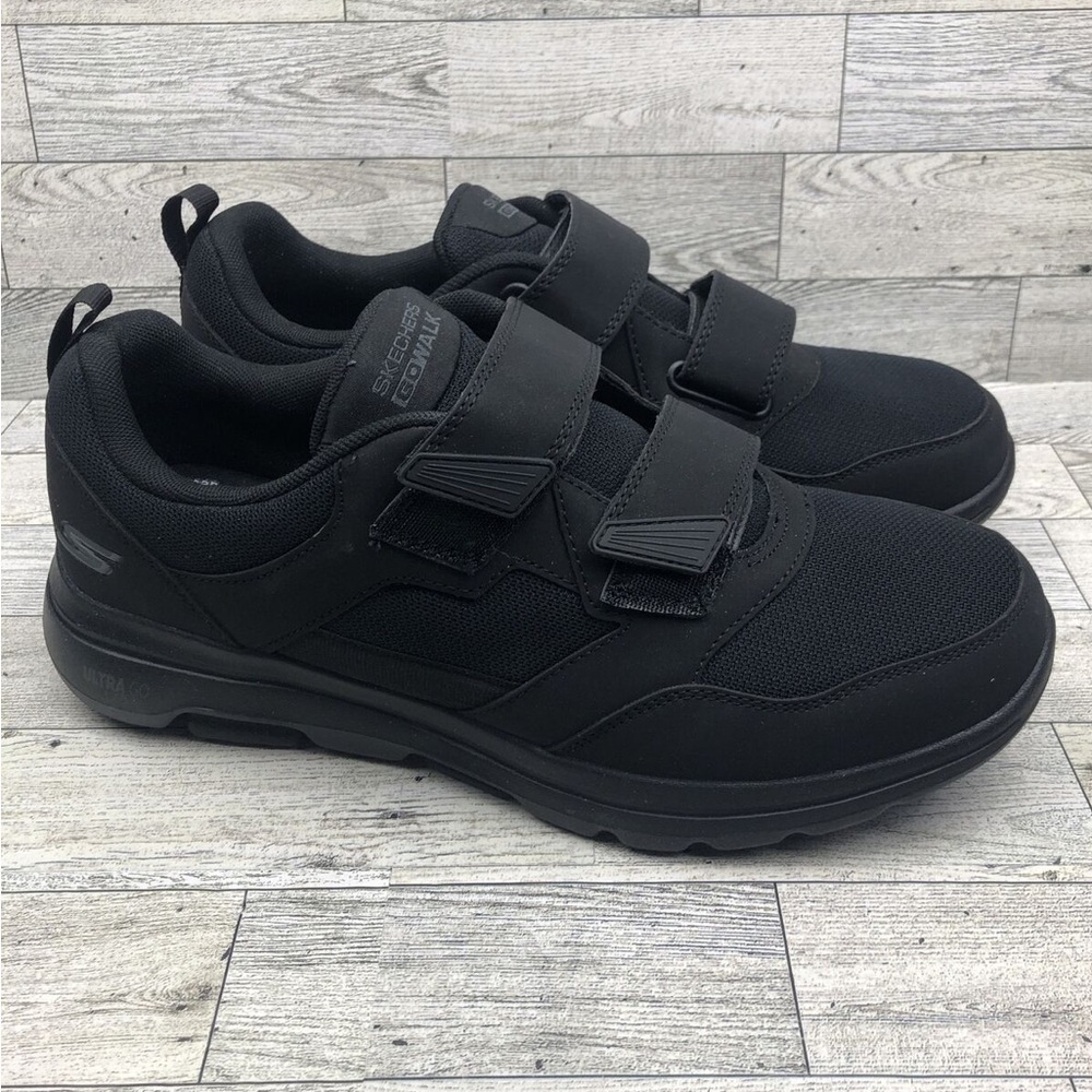 NWT Men's Skechers, GOwalk 5 - Wistful Sneaker Size 10.5 in Black